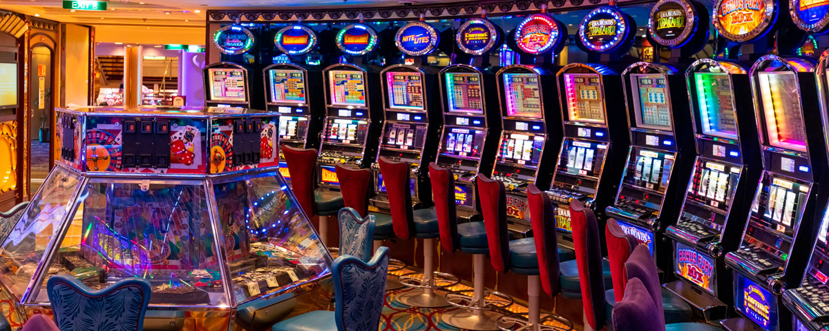 Casino Pin Up